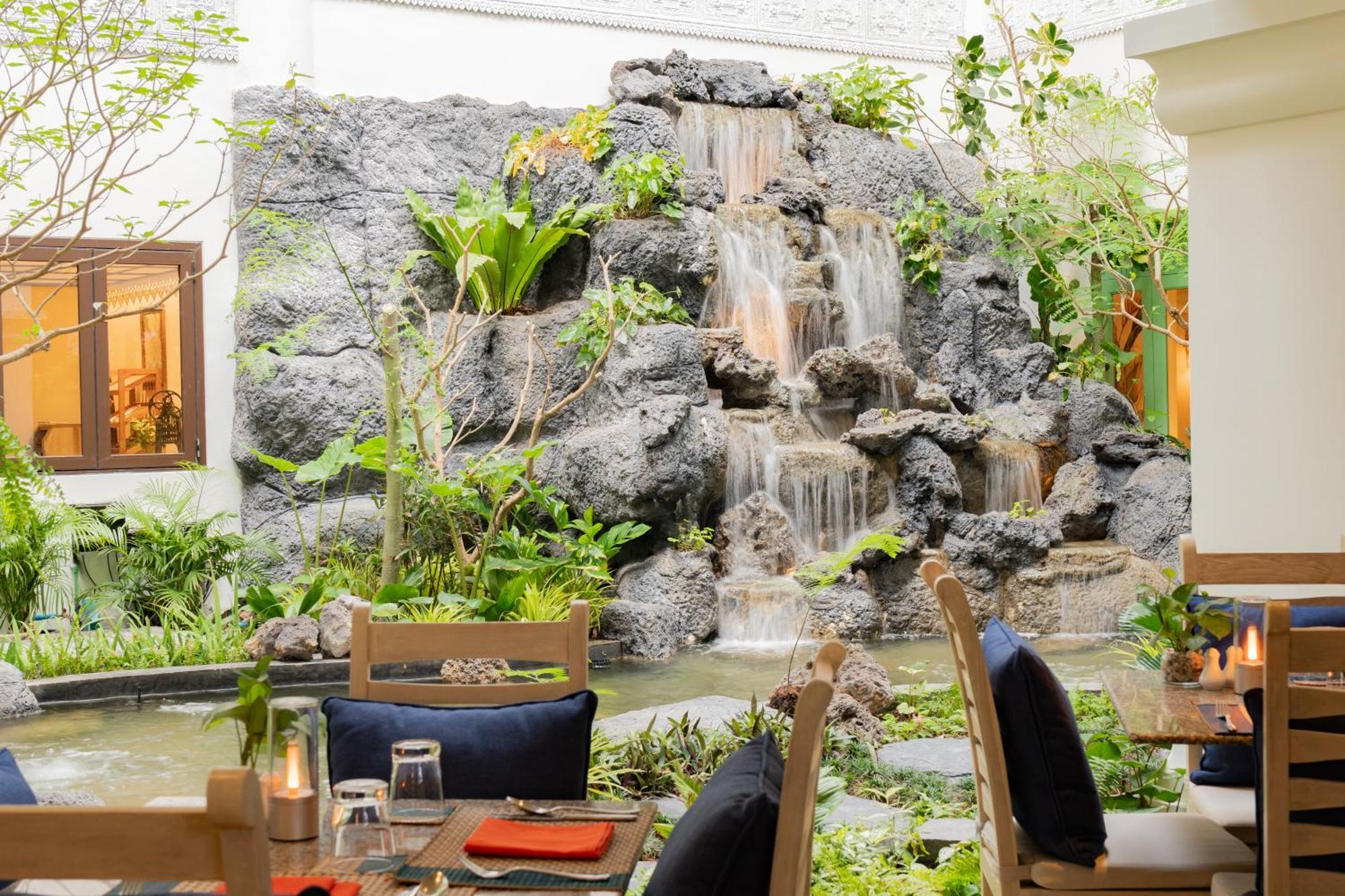 Thavorn Palm Phuket होटल Karon